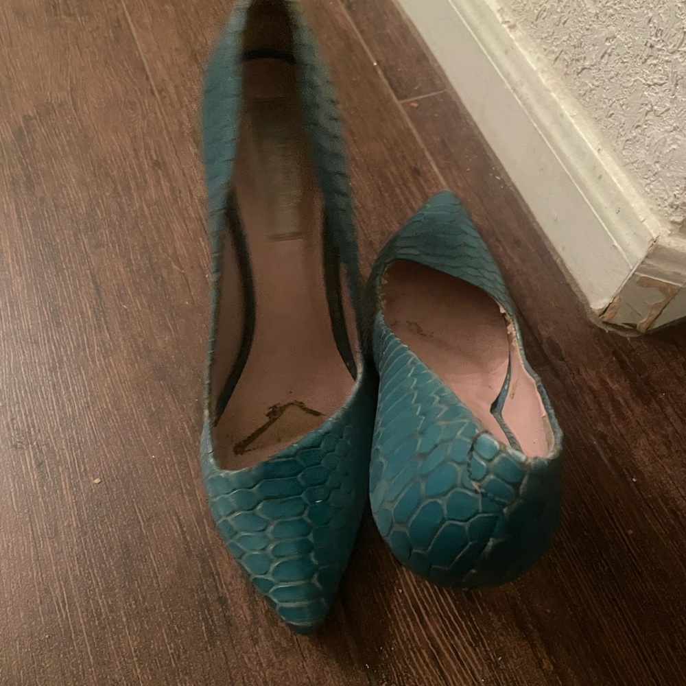 Andrea Jovine Teal Textured Heels